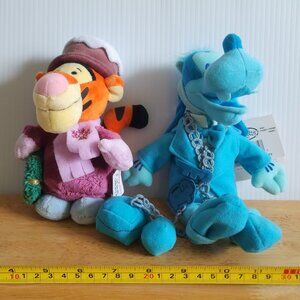 NWT Tigger and Goofey, A Christmas Carol Collection